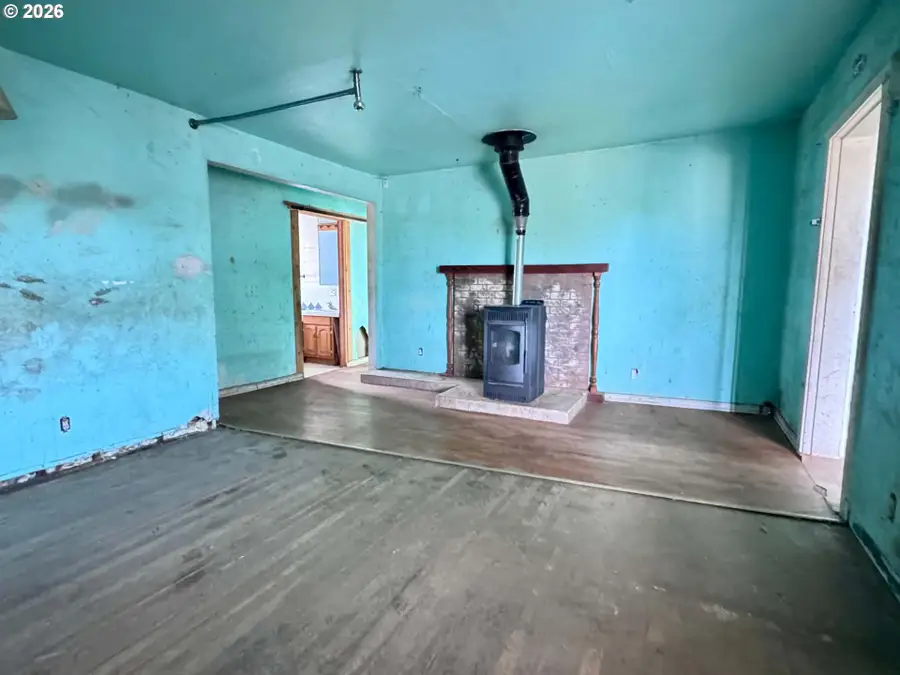 134 SE Douglas St, Pilot Rock, OR 97868 - #2