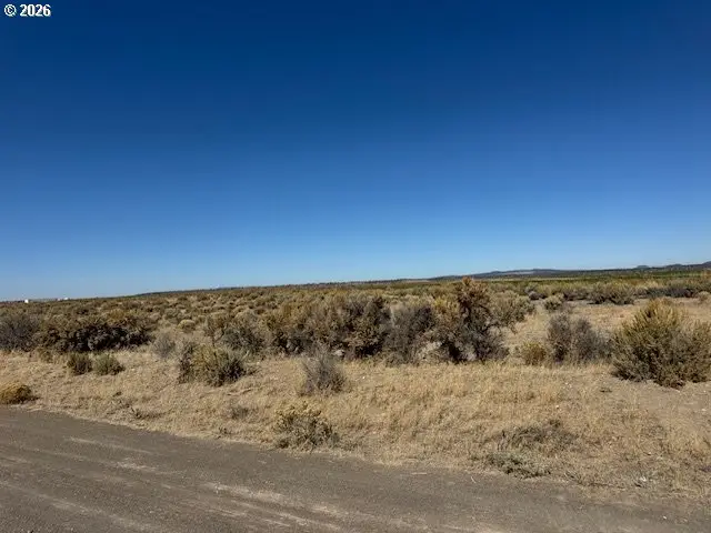 Hill Lane #800, Silver Lake Fort Rock, OR 97641 - #2