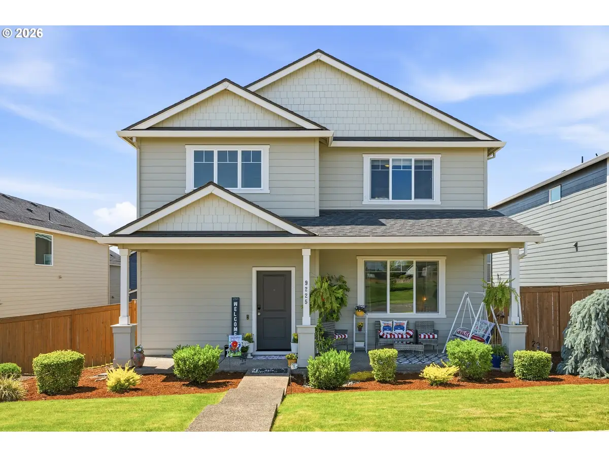 9225 N Boxwood St, Camas, WA 98607 - #1