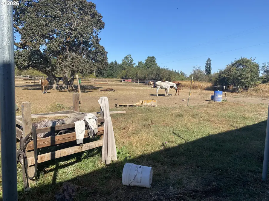 28393 Royal Ave, Eugene, OR 97402 - #3