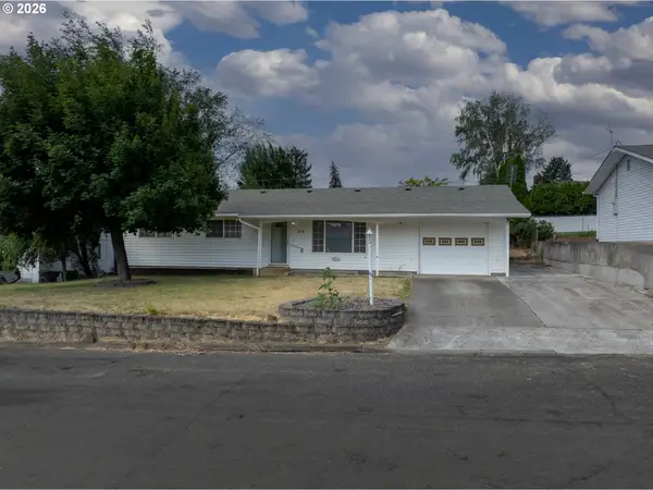 1018 W Murray Dr, TheDalles, OR 97058