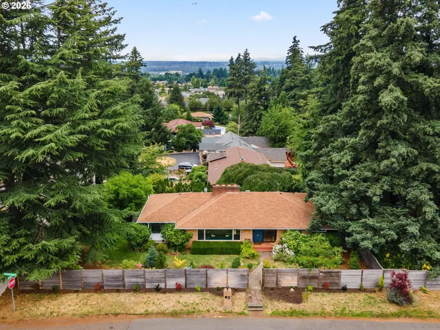 15015 NE Multnomah St, Portland, OR 97230 - #2