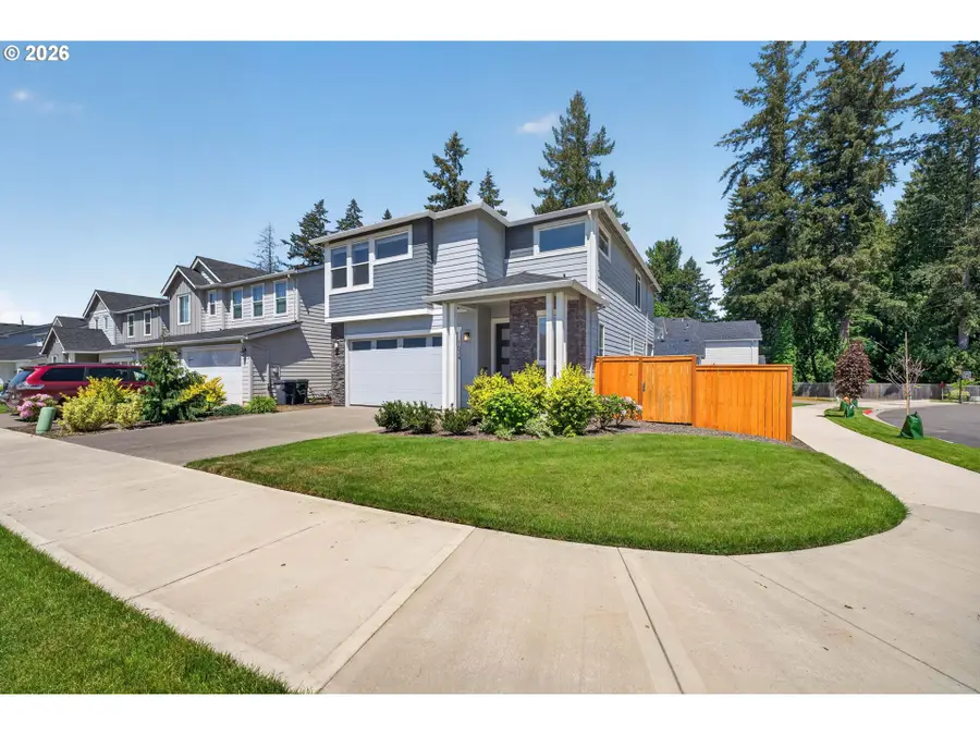 1534 NE 12th Pl, Canby, OR 97013 - #3