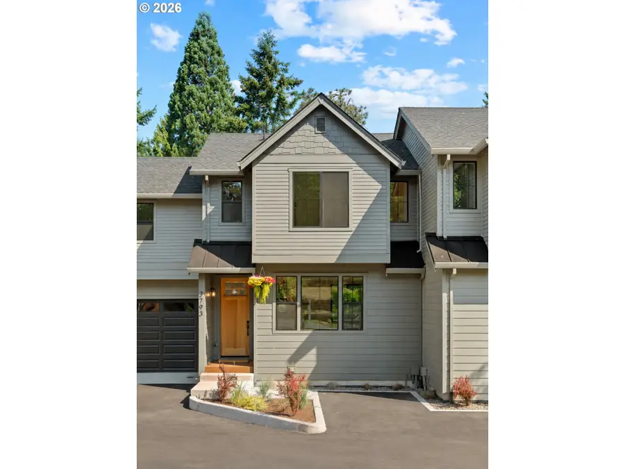 3793 SW Iowa St, Portland, OR 97221 - #2