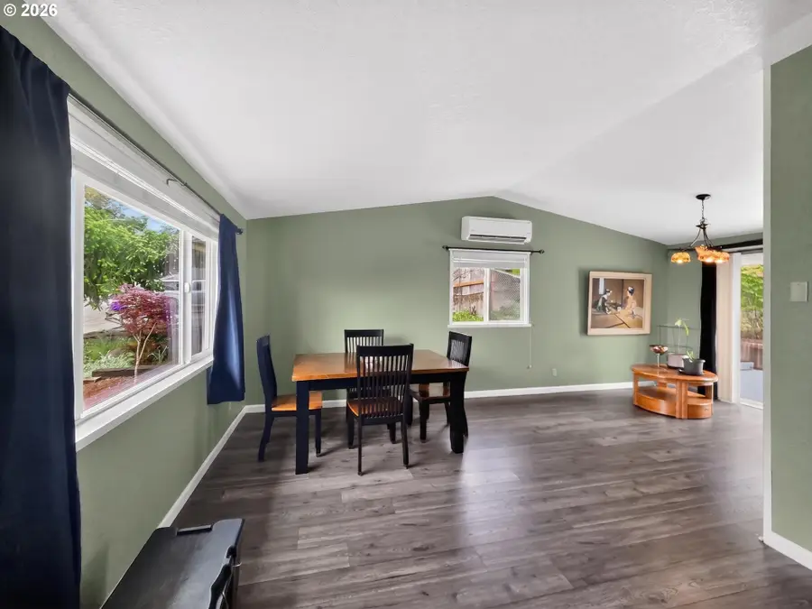 1783 NE Todd St, Roseburg, OR 97470 - #3