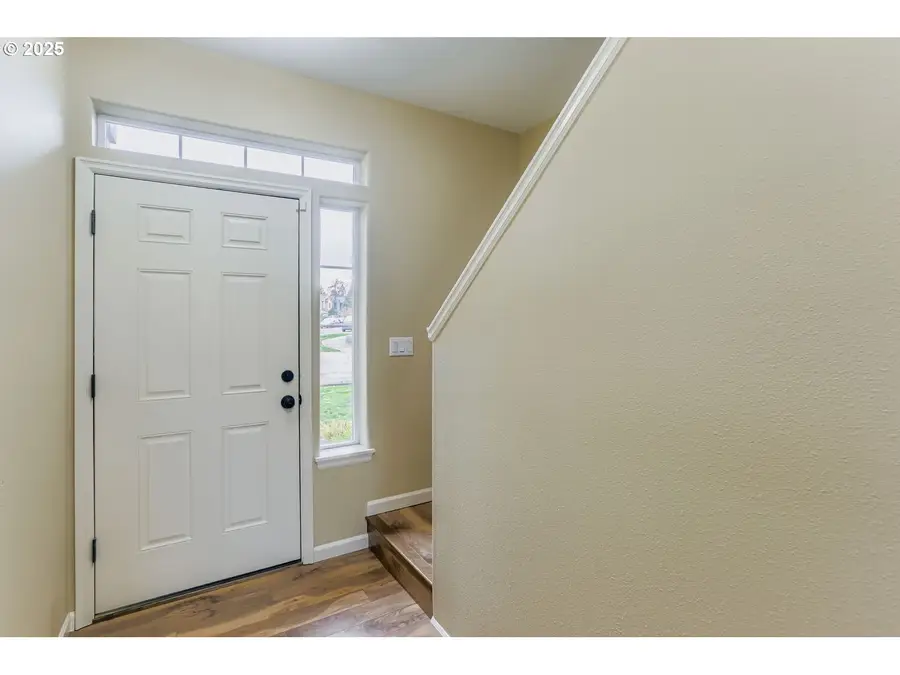 4801 SE Dylan Way, Hillsboro, OR 97123 - Image #2