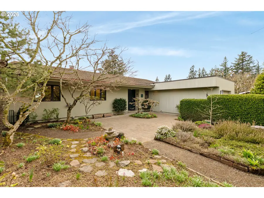 4133 SW Council Crest Dr, Portland, OR 97239 - #2