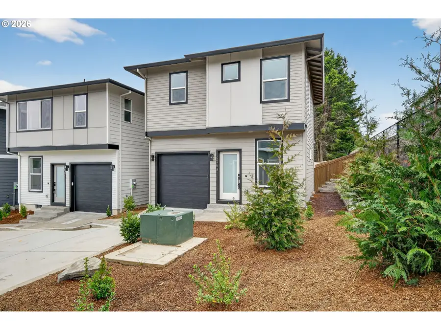 4063 SW Mckinley St, Gresham, OR 97080 - #2