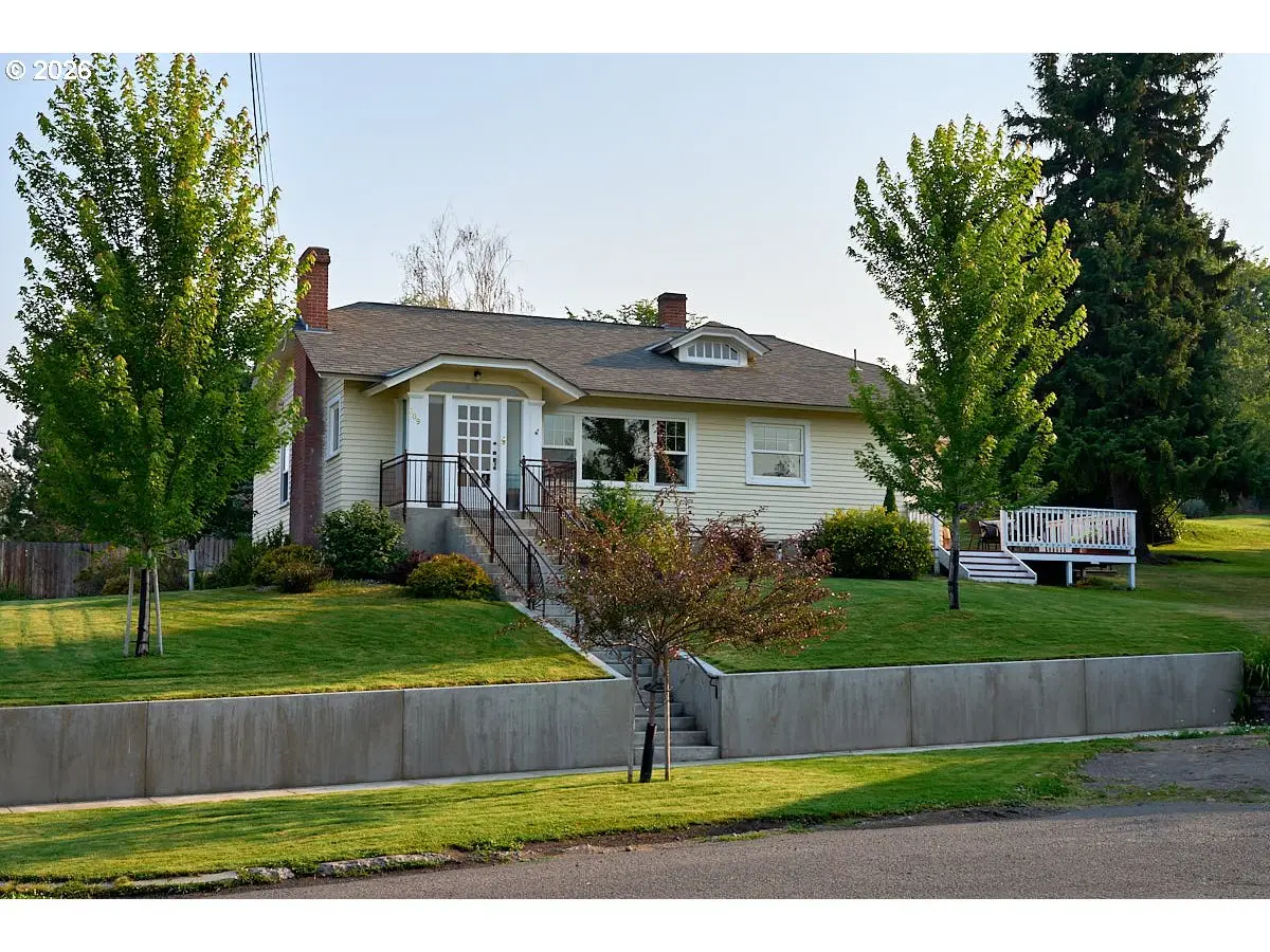 609 E Grant St, Enterprise, OR 97828 - #1