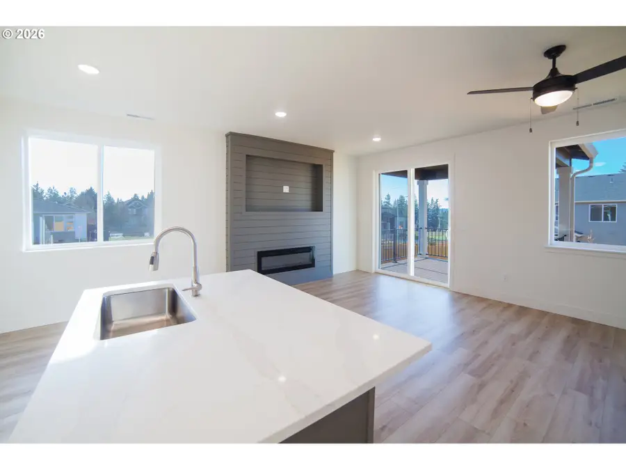 16159 Serres Farm Way, Oregon City, OR 97045 - Image #3