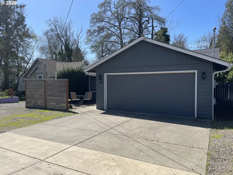 135 Wander Way, Salem, OR 97301 - #2