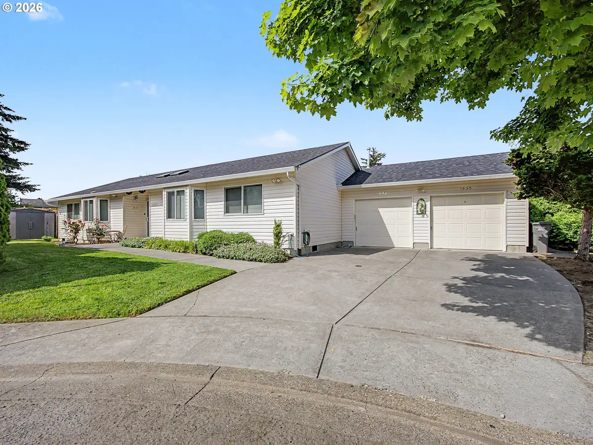1633 SE 162nd Ave, Portland, OR 97233 - #1