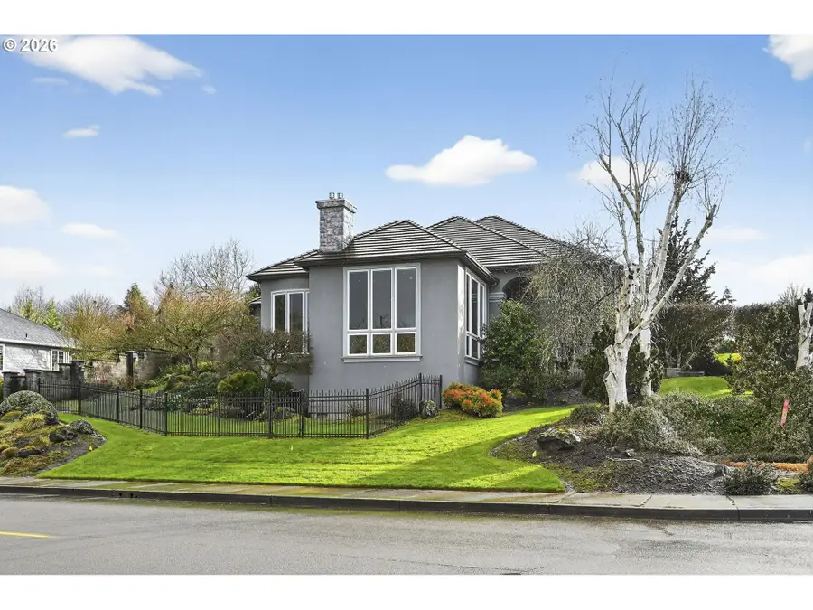 1276 NW Meadows Dr, McMinnville, OR 97128 - #2