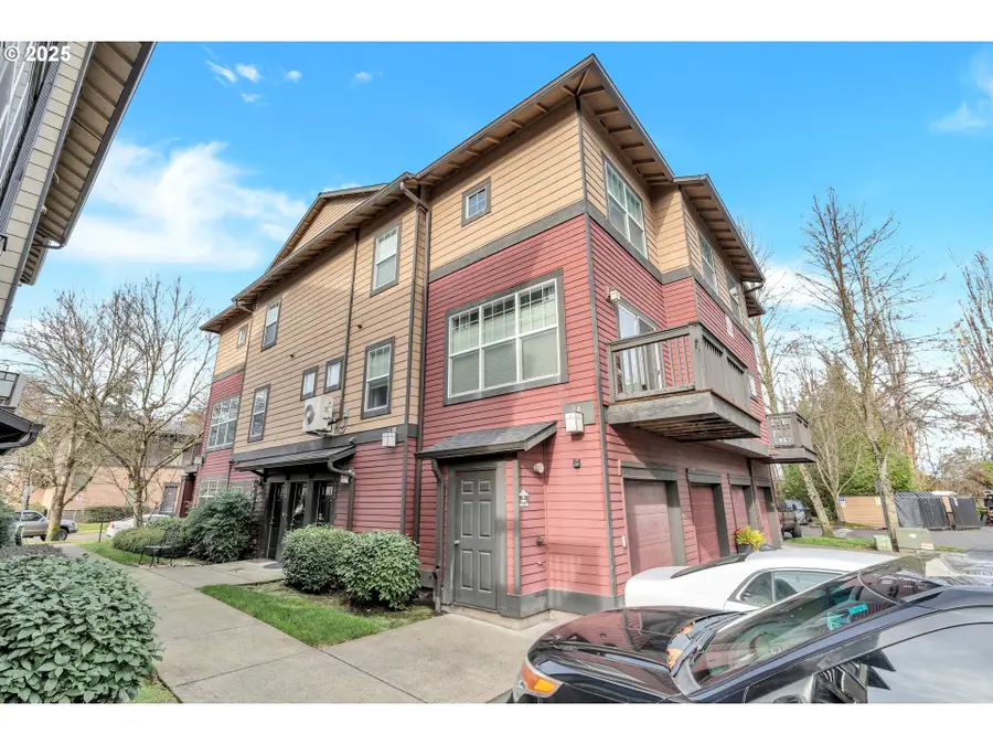 22828 SW Forest Creek Dr #100, Sherwood, OR 97140 - Image #2