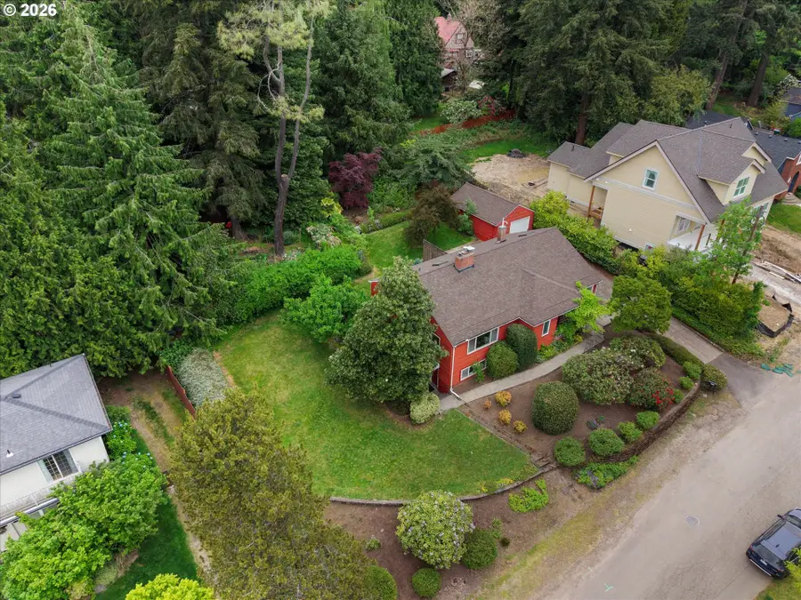 4307 SW Marigold St, Portland, OR 97219 - #2