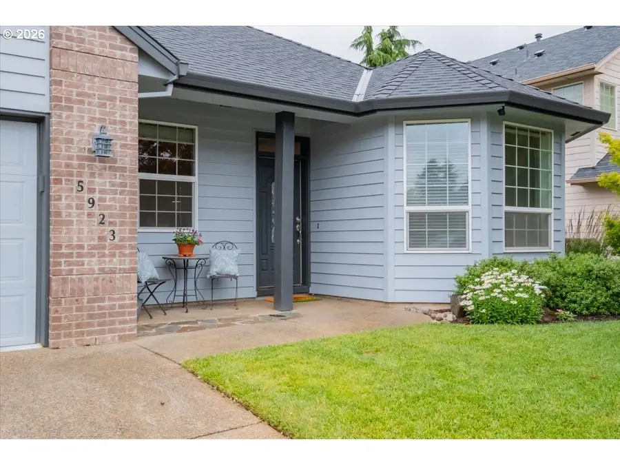 5923 Mission Hills St, Salem, OR 97306 - #2