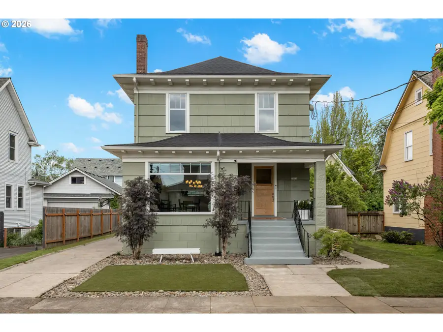 2606 SE 16th Ave, Portland, OR 97202 - #2