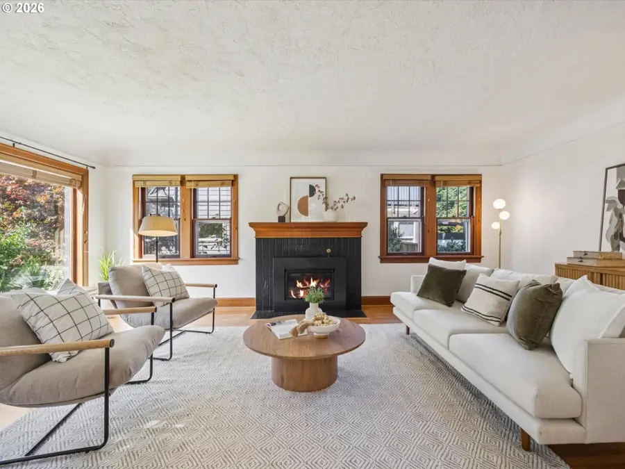 4366 NE 33rd Ave, Portland, OR 97211 - #3