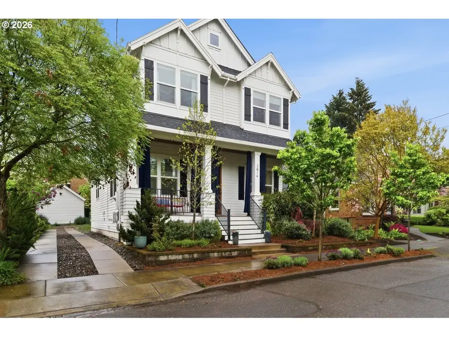 2614 NE 32nd Pl, Portland, OR 97212 - #2
