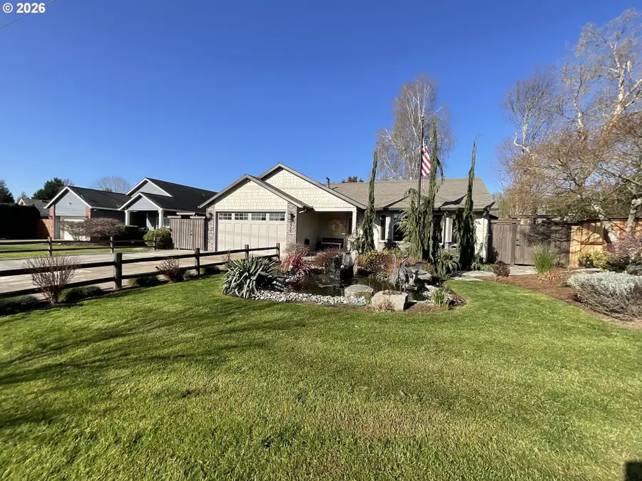 4141 NE 218th Ave, Fairview, OR 97024 - #2