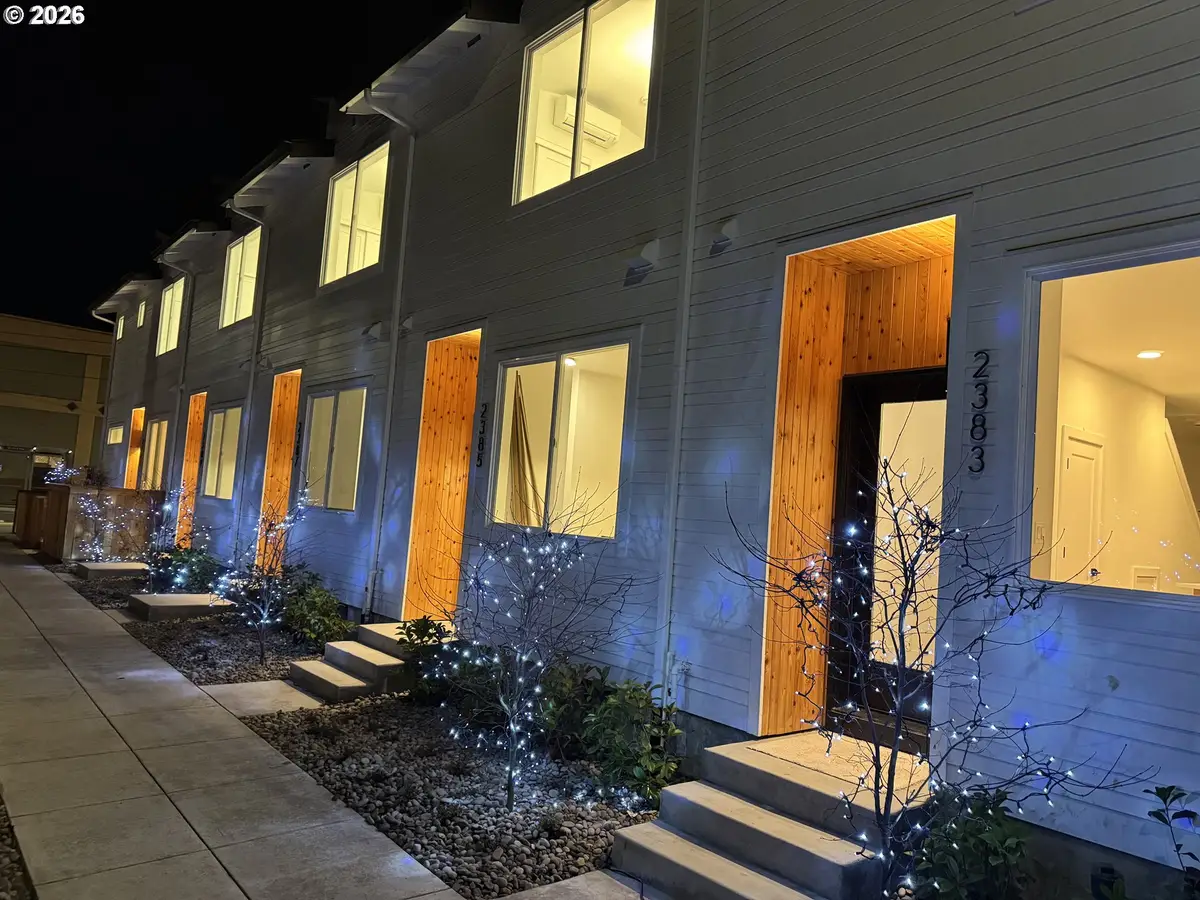 2387 SE 43rd Ave, Portland, OR 97206 - Image #1