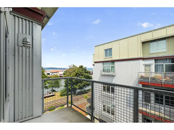3930 Abbey Ln #A408, Astoria, OR 97103