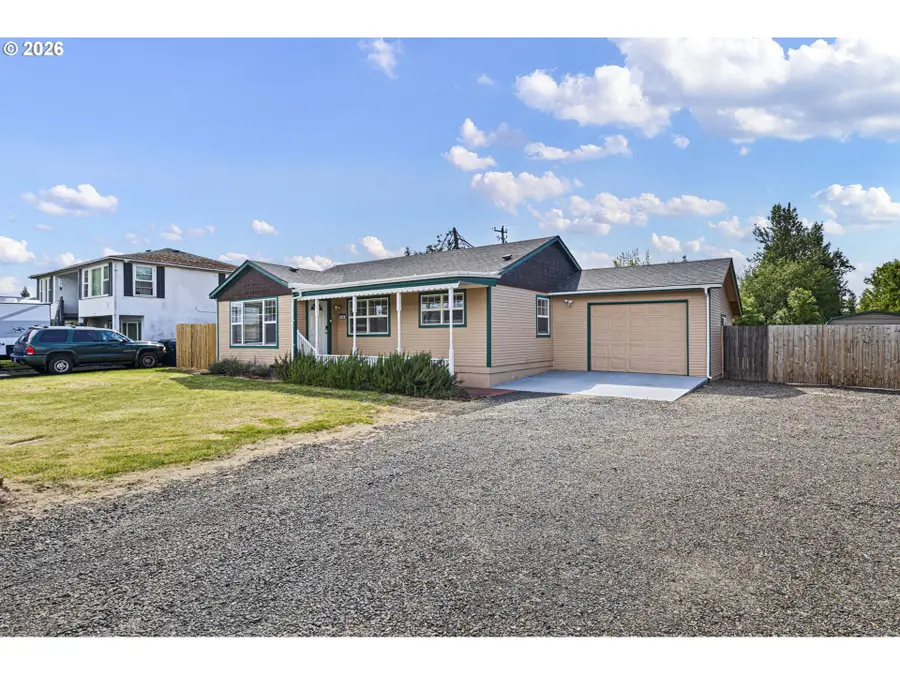 694 32nd St, Springfield, OR 97478 - #3