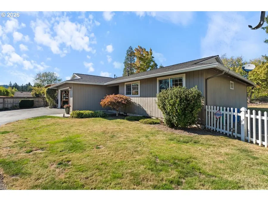 3001 SE Concord Rd, Milwaukie, OR 97267 - #2