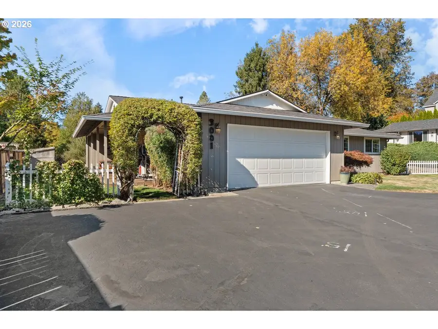 3001 SE Concord Rd, Milwaukie, OR 97267 - #3