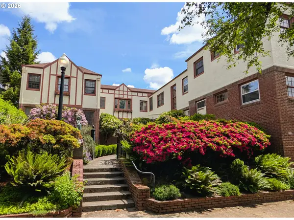 1526 NE 24th Ave #205, Portland, OR 97232