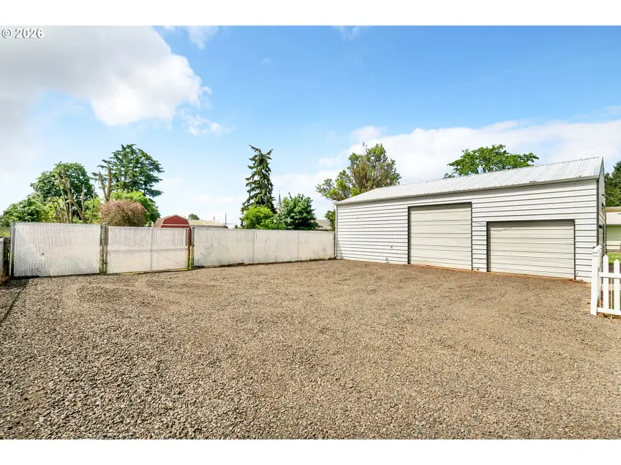 650 Territorial St, Harrisburg, OR 97446 - #3