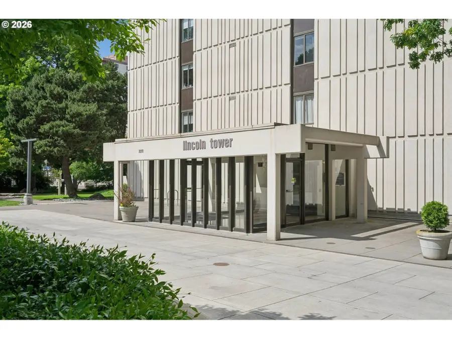 2211 SW 1st Ave #303, Portland, OR 97201 - #3