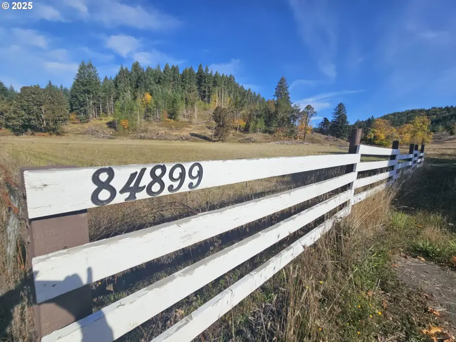 84899 Territorial Hwy, Eugene, OR 97402 - Image #3