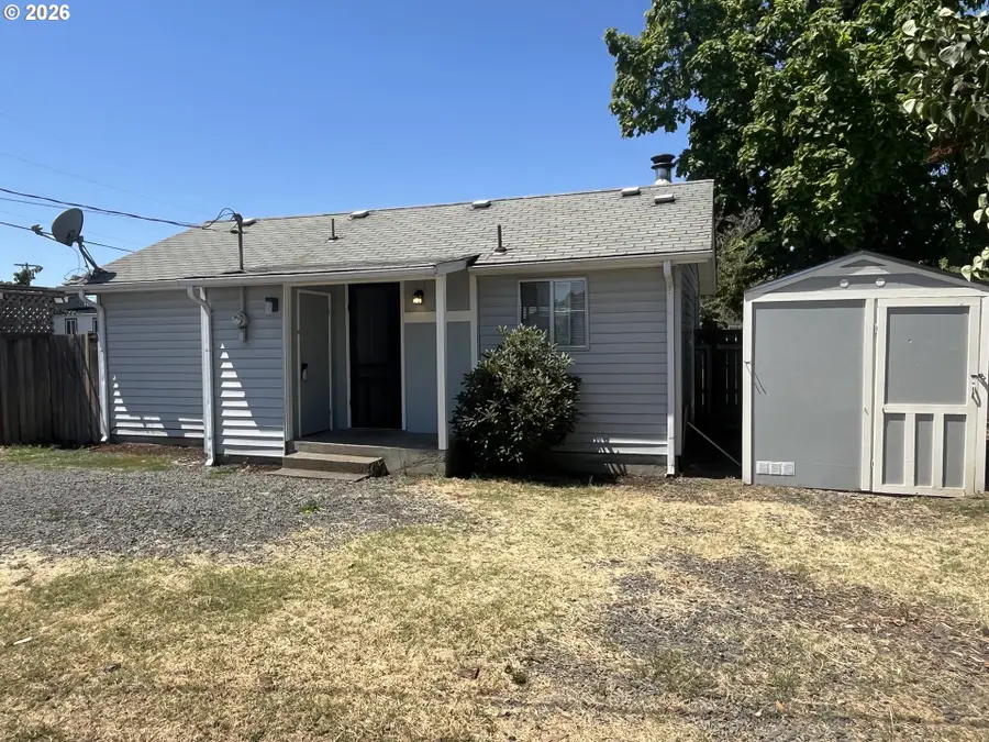 210 Birch St, Junction City, OR 97448 - #3