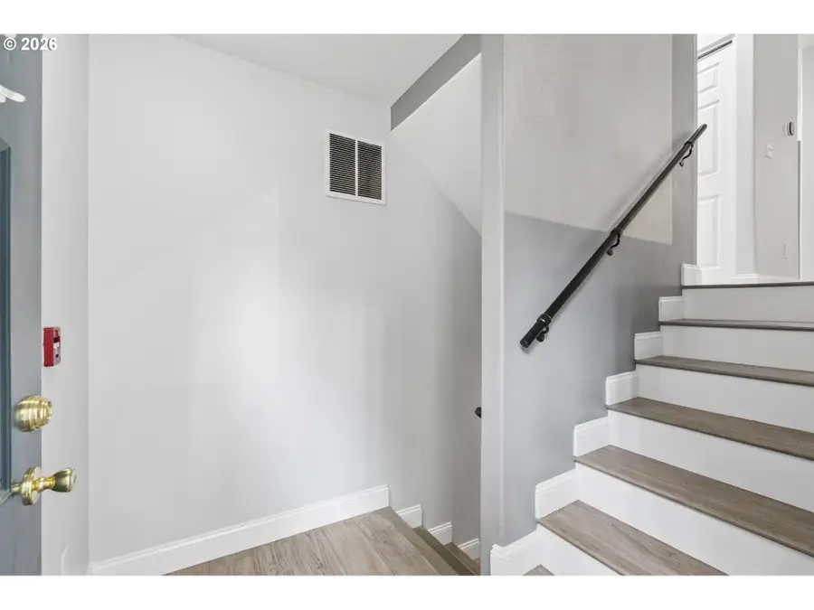 14172 SW Barrows Rd #1, Portland, OR 97223 - #3