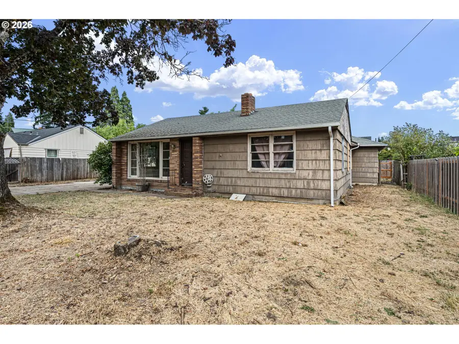 757 Berntzen Rd, Eugene, OR 97402 - #3