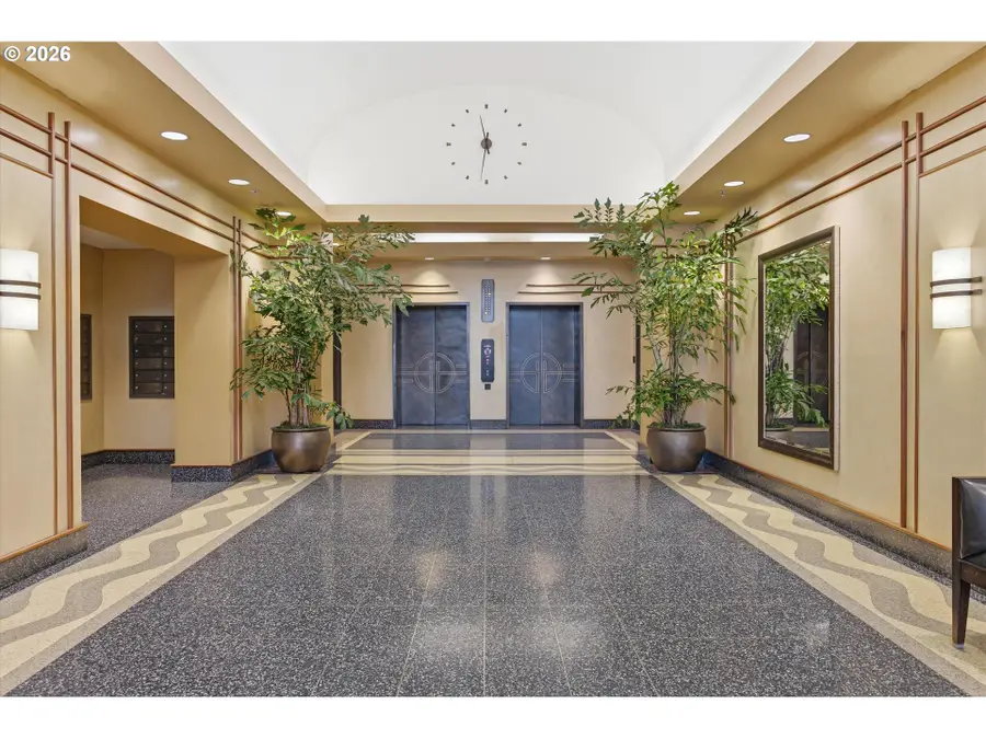 420 NW 11th Ave #712, Portland, OR 97209 - #2