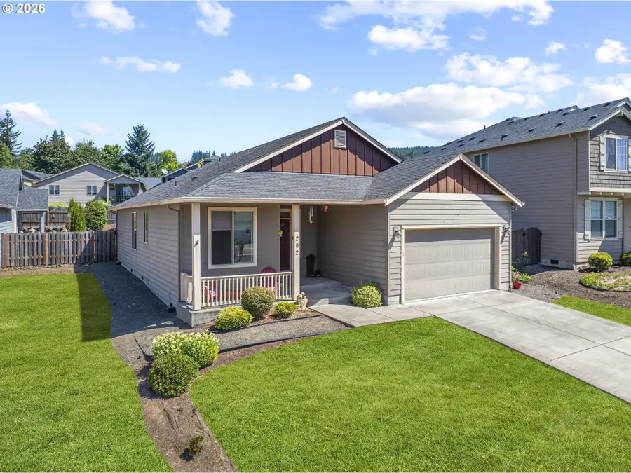202 Rocky Meadow Dr, Kalama, WA 98625 - #2