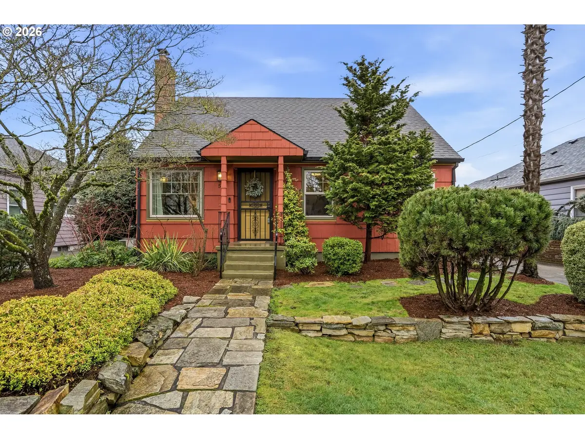 517 N Buffalo St, Portland, OR 97217 - #1