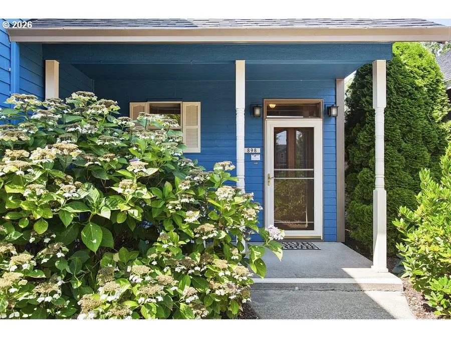 898 NE Pacific Dr, Fairview, OR 97024 - #2