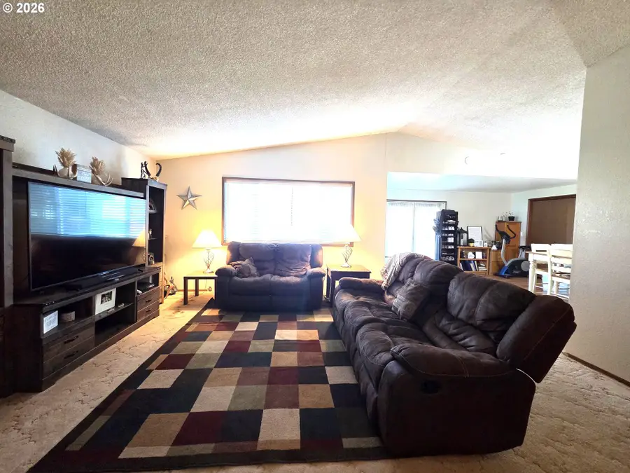 740 N 11th Ave, Elgin, OR 97827 - #3