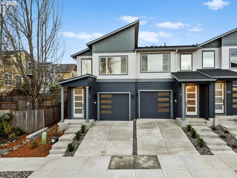 2477 NW 1st Dr, Gresham, OR 97030 - #2