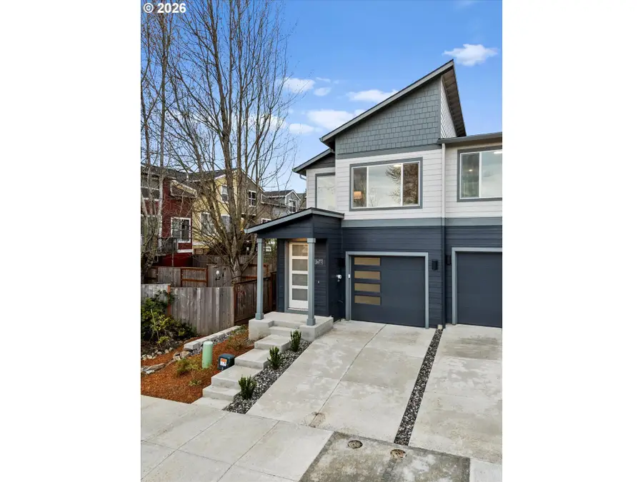 2477 NW 1st Dr, Gresham, OR 97030 - #3