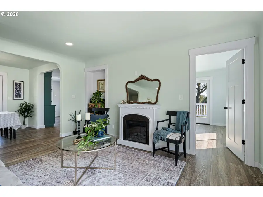 24315 Peoria Rd, Harrisburg, OR 97446 - #3