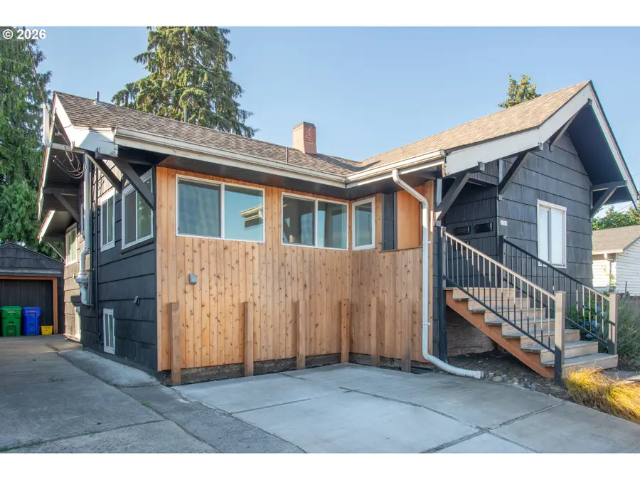 6204 NE Willow St, Portland, OR 97213 - #2
