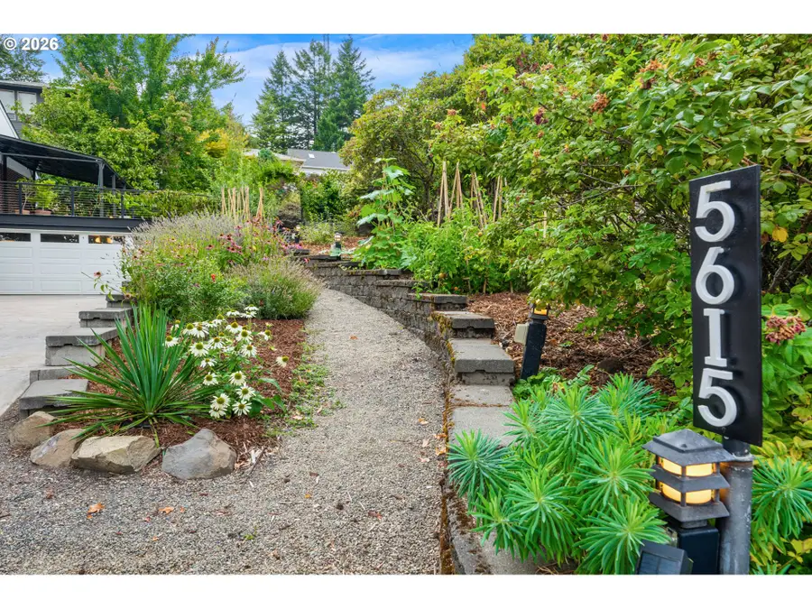 5615 SW Jefferson St, Portland, OR 97221 - #3