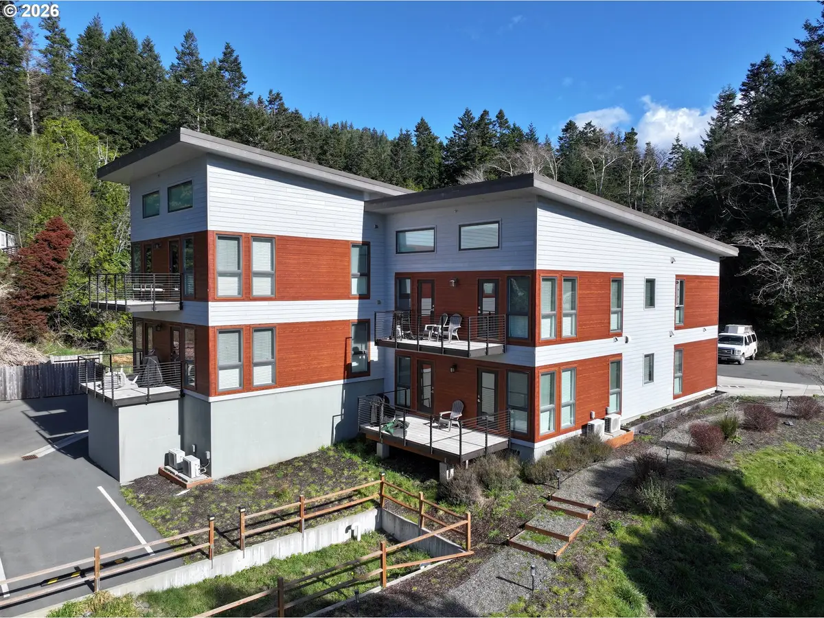 94353 Leith Rd, Gold Beach, OR 97444 - #1