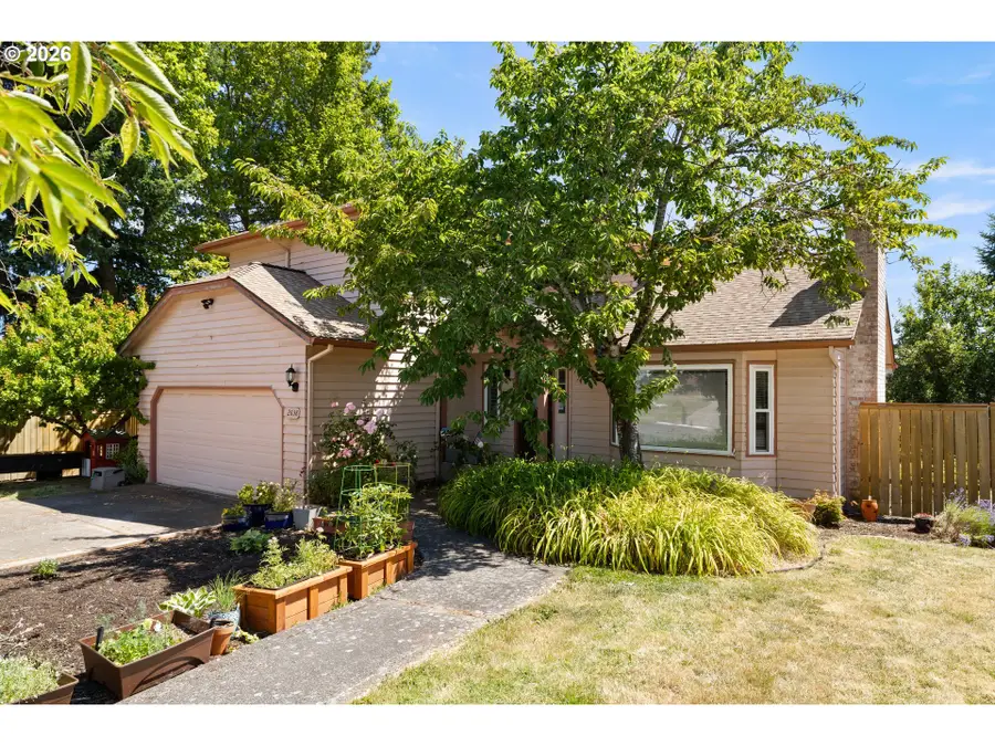 2638 SW Sandlewood Ave, Gresham, OR 97080 - #2