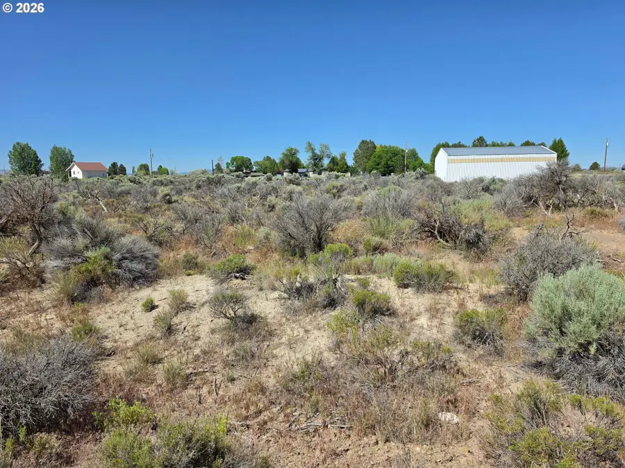 Elm Ln #7000, Silver Lake Fort Rock, OR 97641 - #2