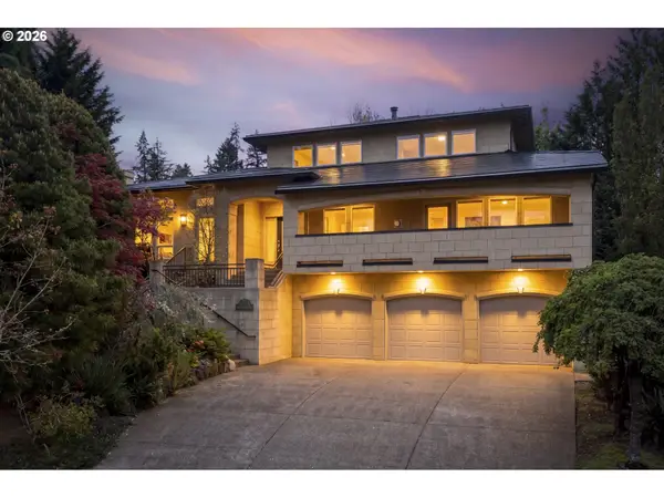17454 Brookhurst Ct, LakeOswego, OR 97034